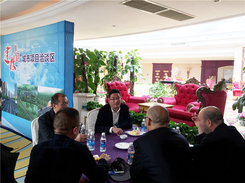 集團(tuán)公司參加城市建設(shè)推介會(huì)4_副本 集團(tuán)公司參加城市建設(shè)推介會(huì)4_副本